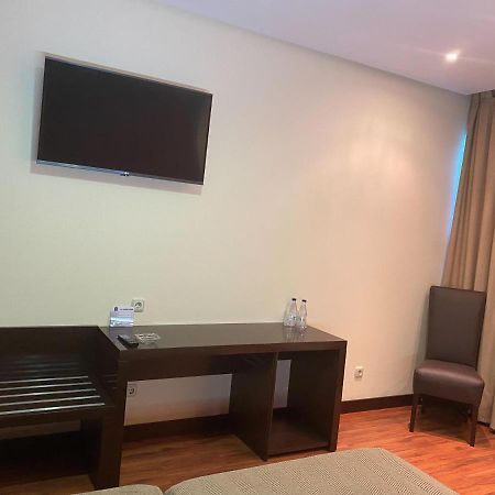 Hotel La Cantuena (Adults Only) Fuenlabrada Esterno foto