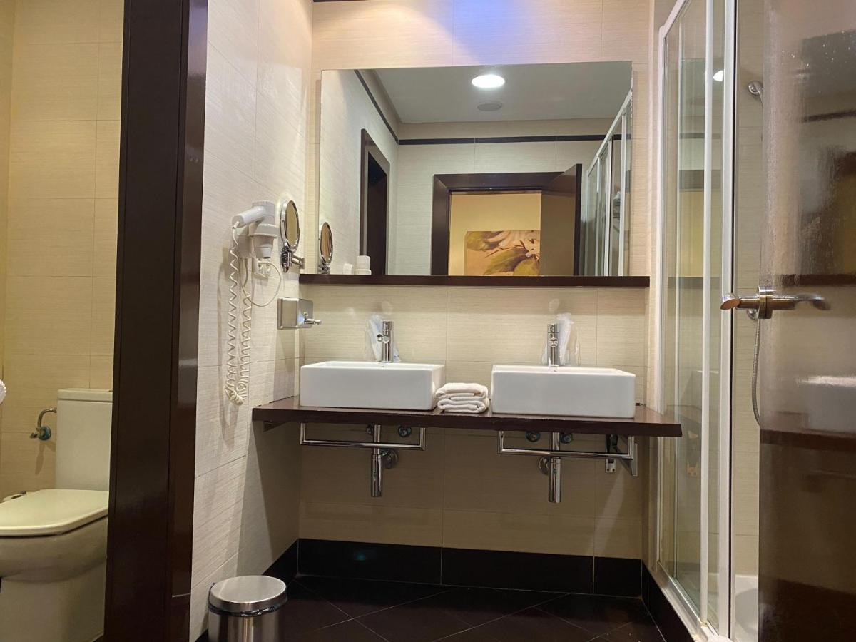 Hotel La Cantuena (Adults Only) Fuenlabrada Esterno foto