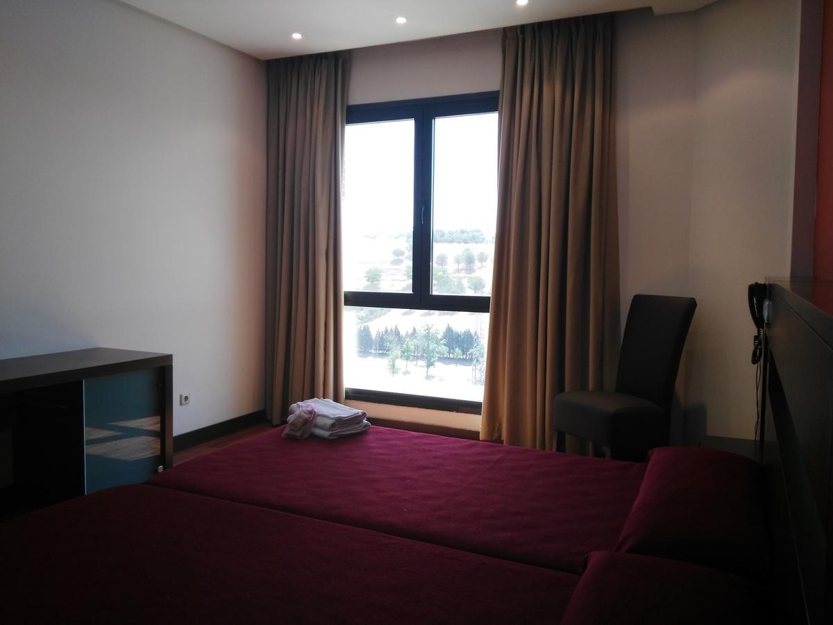 Hotel La Cantuena (Adults Only) Fuenlabrada Esterno foto